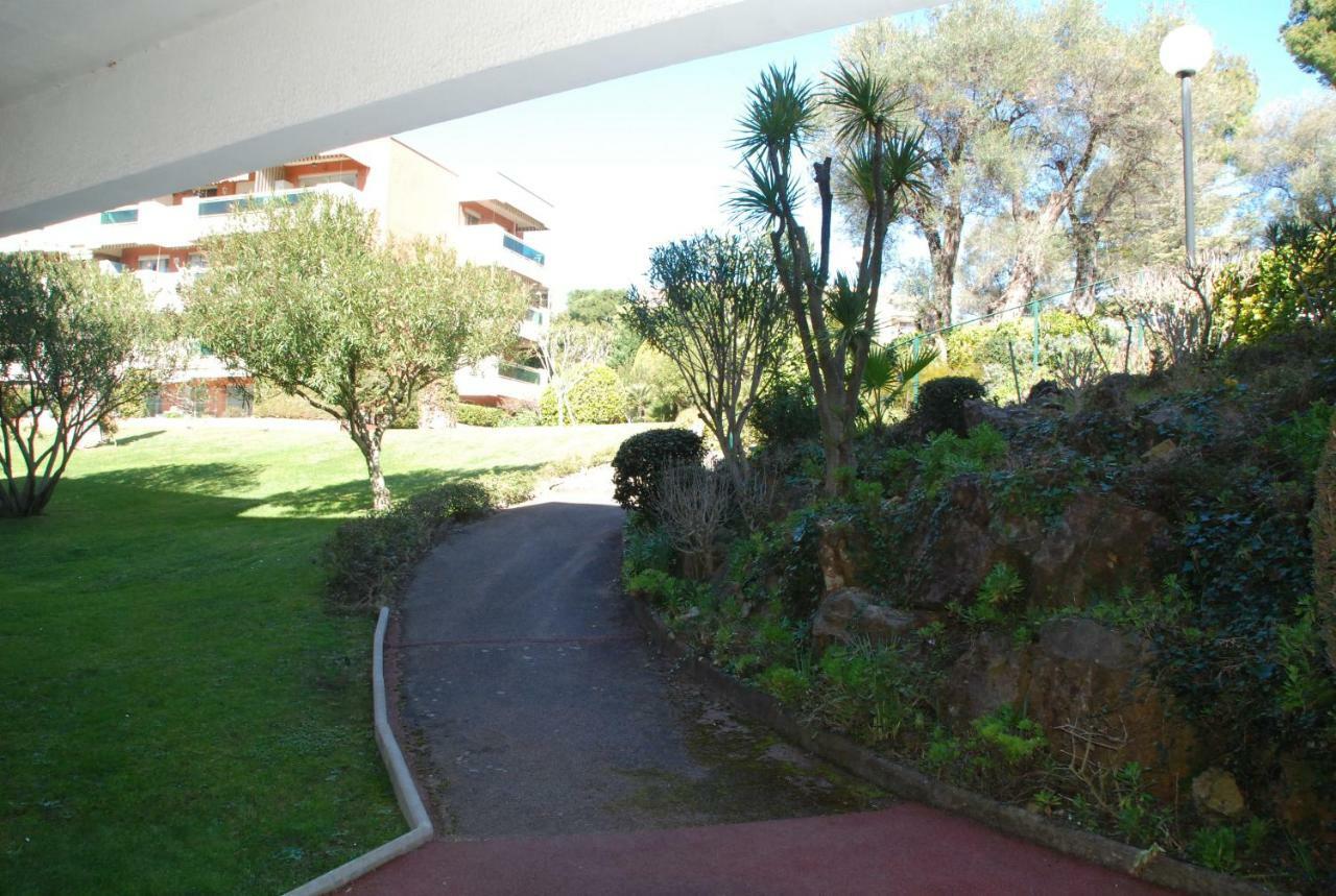 Studio - Juan Les Pins - Proximite Plages Antibes Ngoại thất bức ảnh